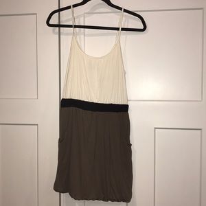 Forever 21 spaghetti strap short dress. Size M.